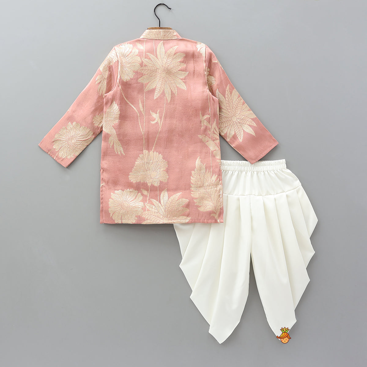 Pre Order: Bird Motif Detailed Shimmery Kurta And Dhoti