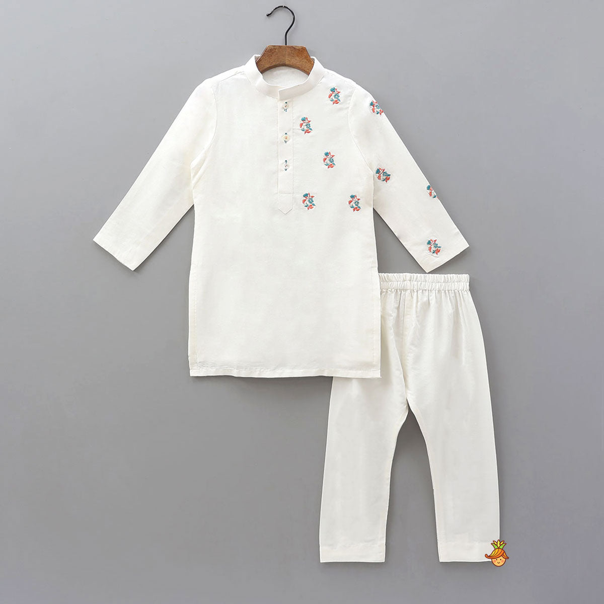 Pre Order: One-Side Embroidered Kurta With Printed Jacket And Pyjama