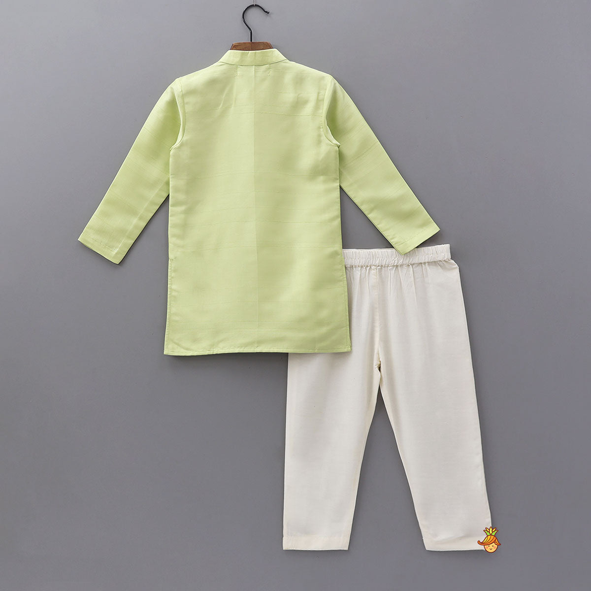 Pre Order: Beautiful Hand-Embroidered Kurta And Pyjama