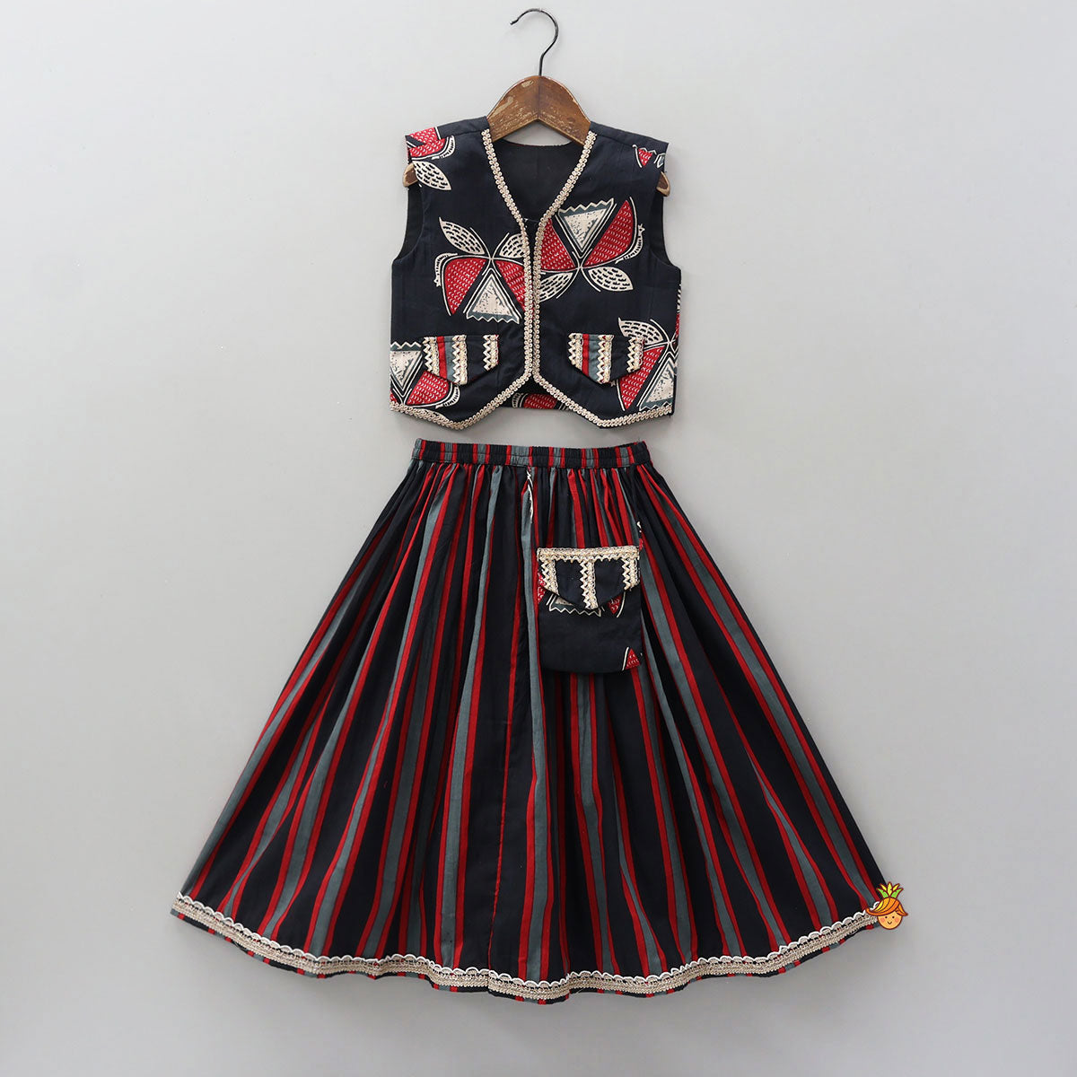 Pre Order: Faux Pocket Printed Top And Lehenga