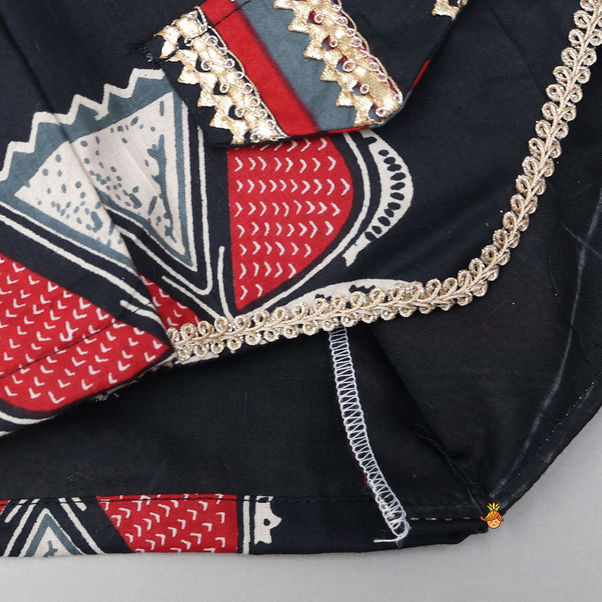 Pre Order: Faux Pocket Printed Top And Lehenga