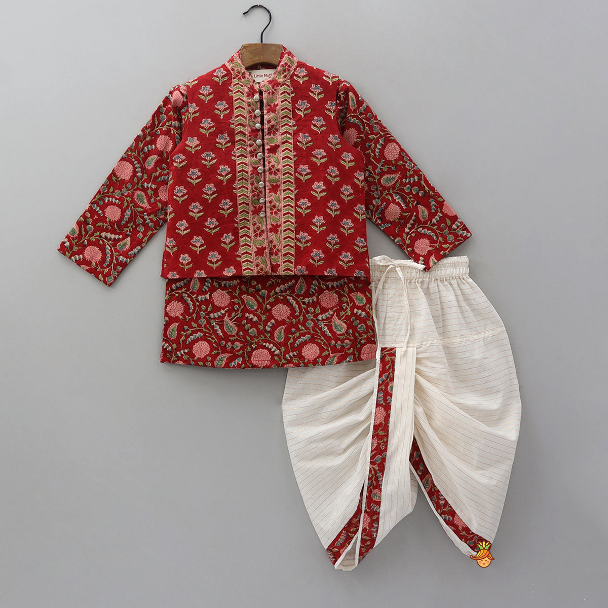 Pre Order: Ethnic Kurta With Loop Buttons Detail Jacket And Dhoti