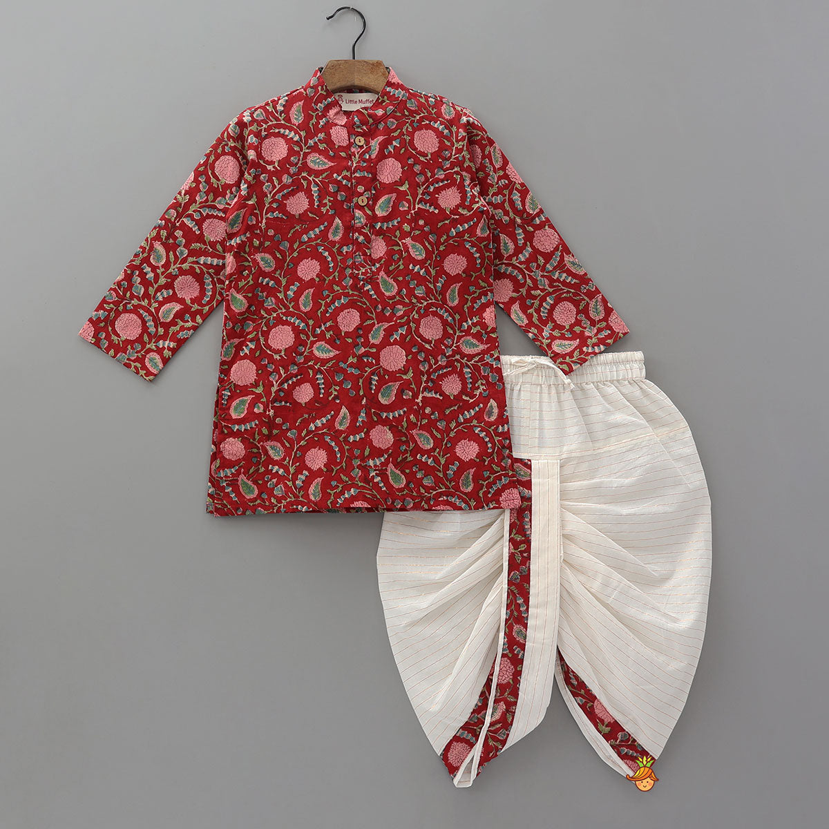 Pre Order: Ethnic Kurta With Loop Buttons Detail Jacket And Dhoti