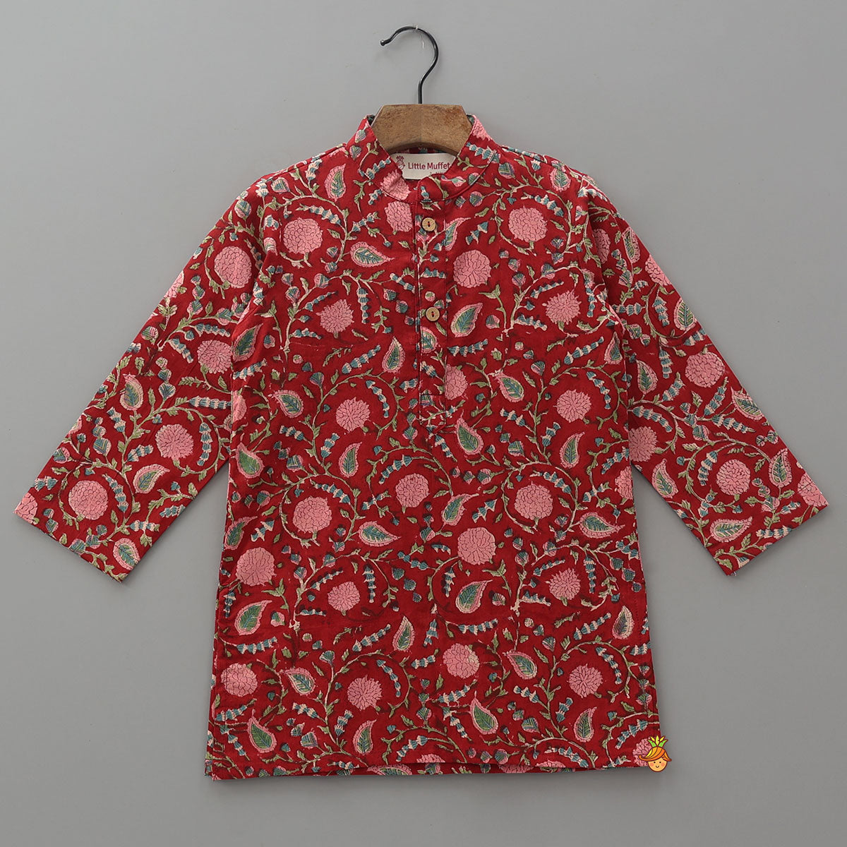 Pre Order: Ethnic Kurta With Loop Buttons Detail Jacket And Dhoti
