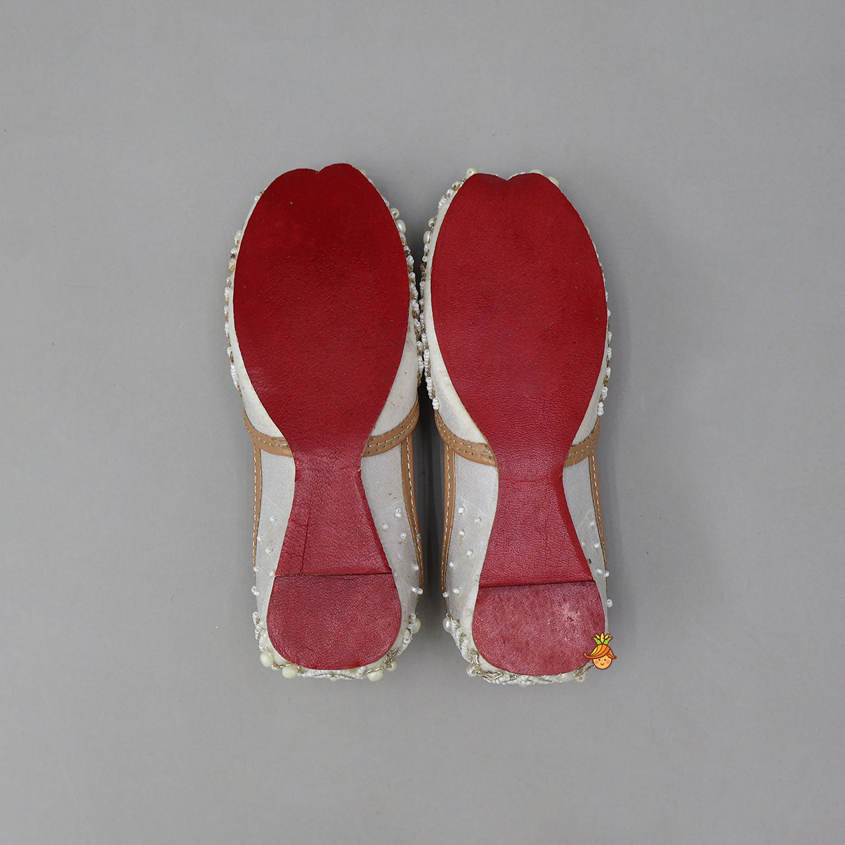 Sequins And Beads Embroidered Flat Jutti