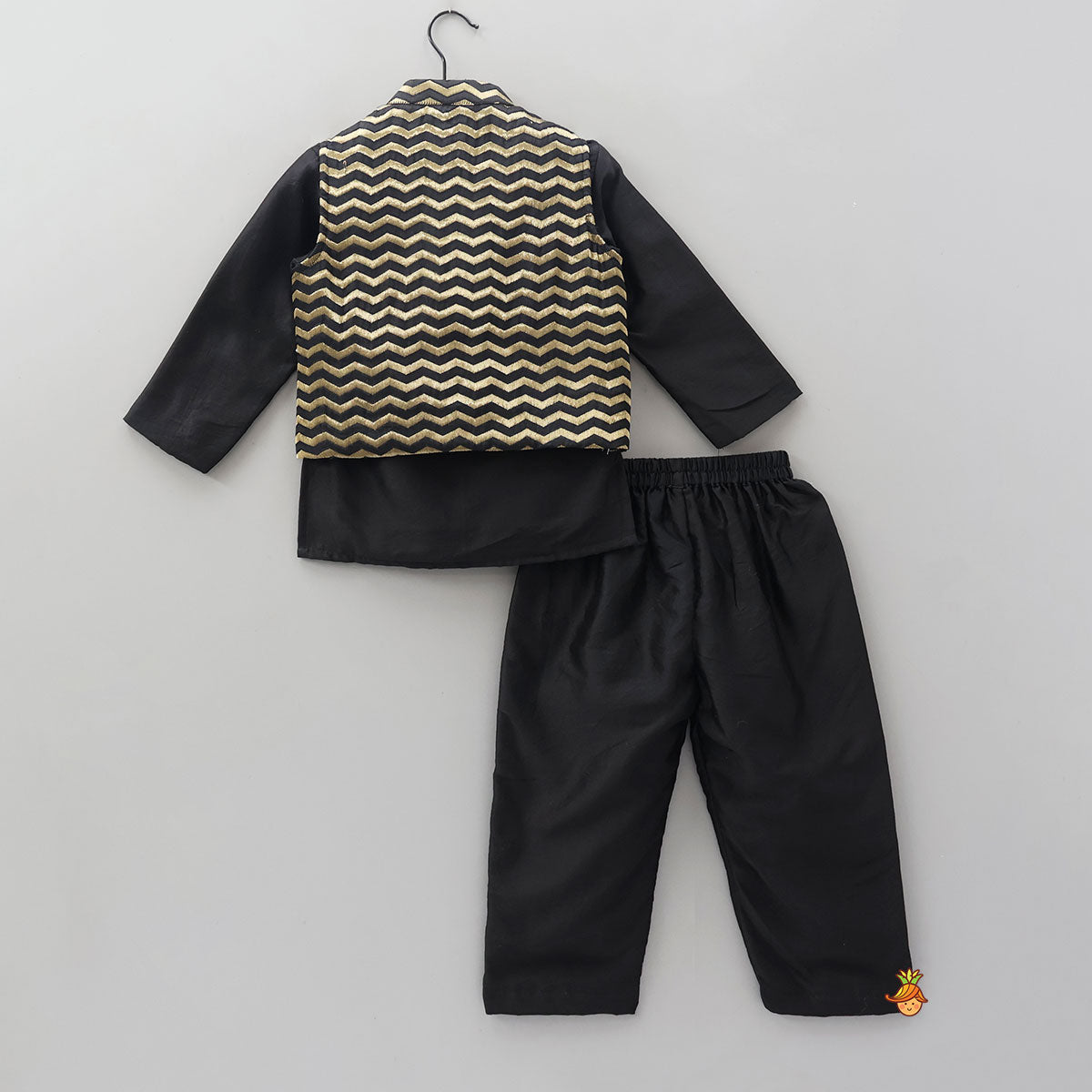 Pre Order: Chanderi Silk Kurta With Brocade Jacket And Pyjama