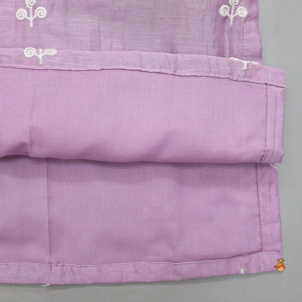 Pre Order: Thread Embroidered Kurta And Pyjama