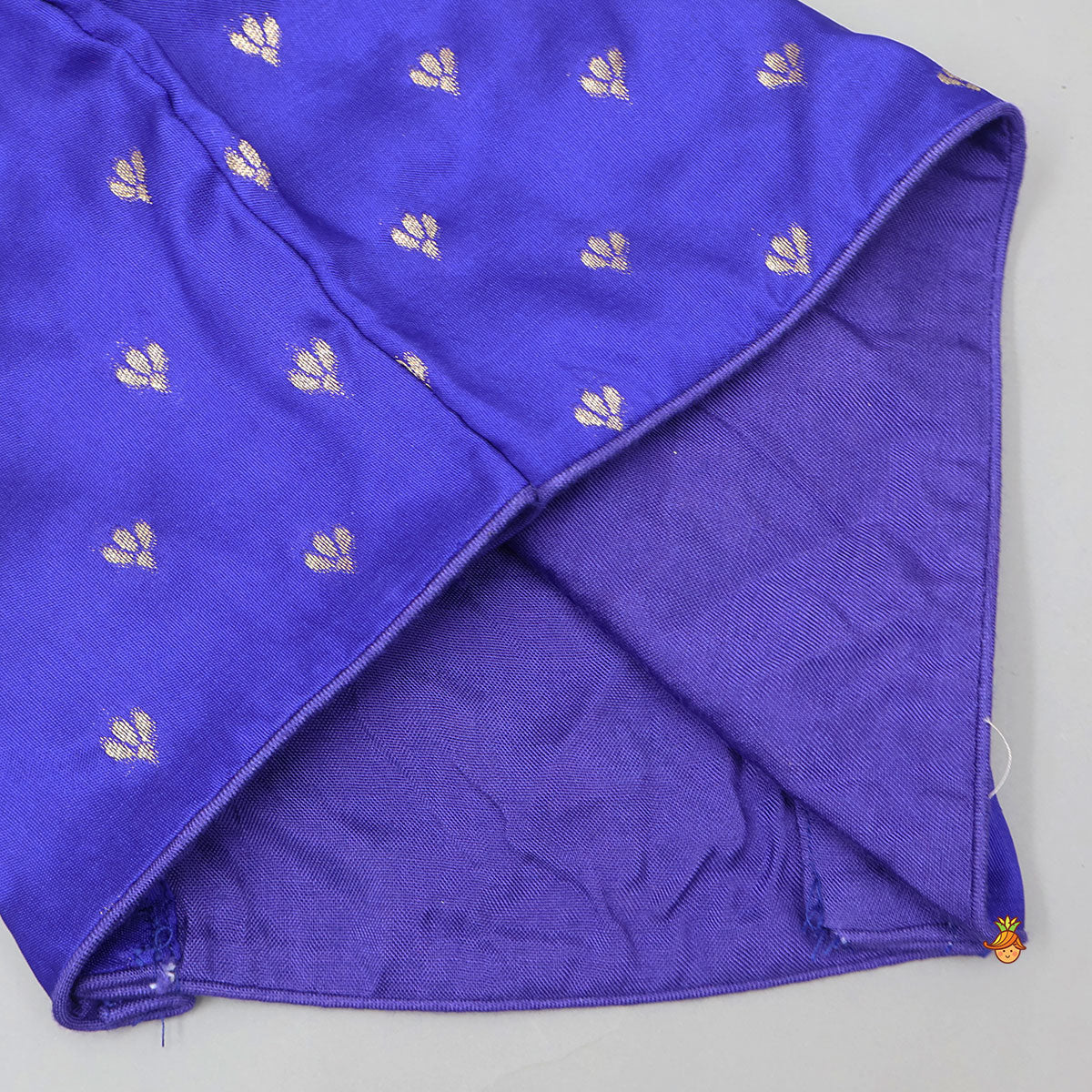 Pre Order: Gorgeous Embroidered Top And Brocade Lehenga With Matching Net Dupatta And Brocade Potli Bag
