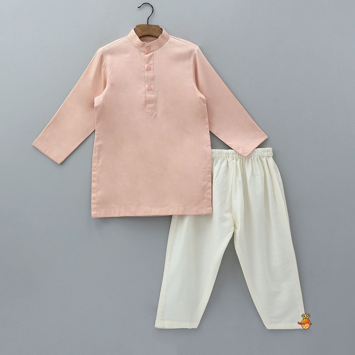 Pre Order: Ethnic Kurta With Embroidered Collar Jacket And Pyjama