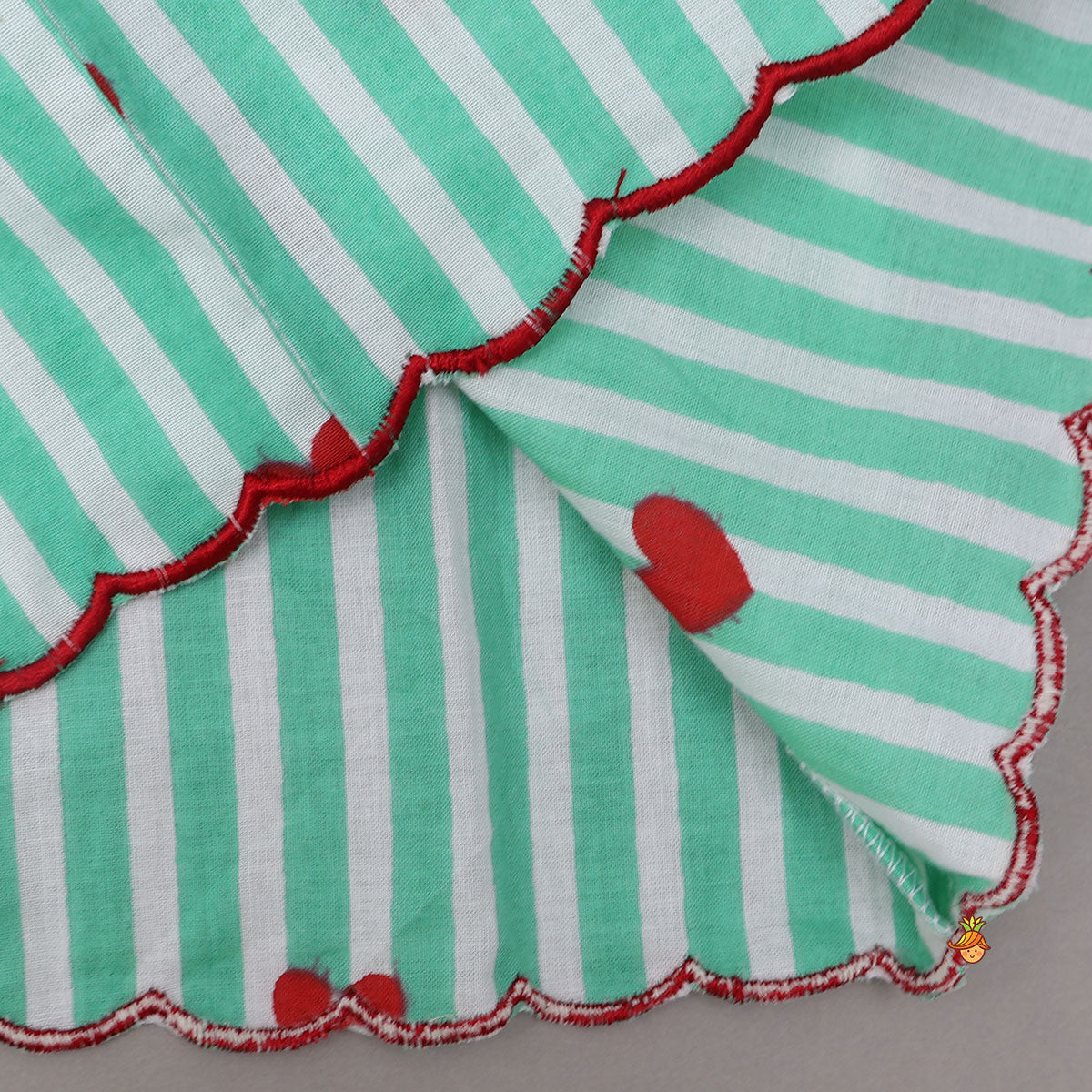 Pre Order: Heart-Printed Scalloped Top And Shorts