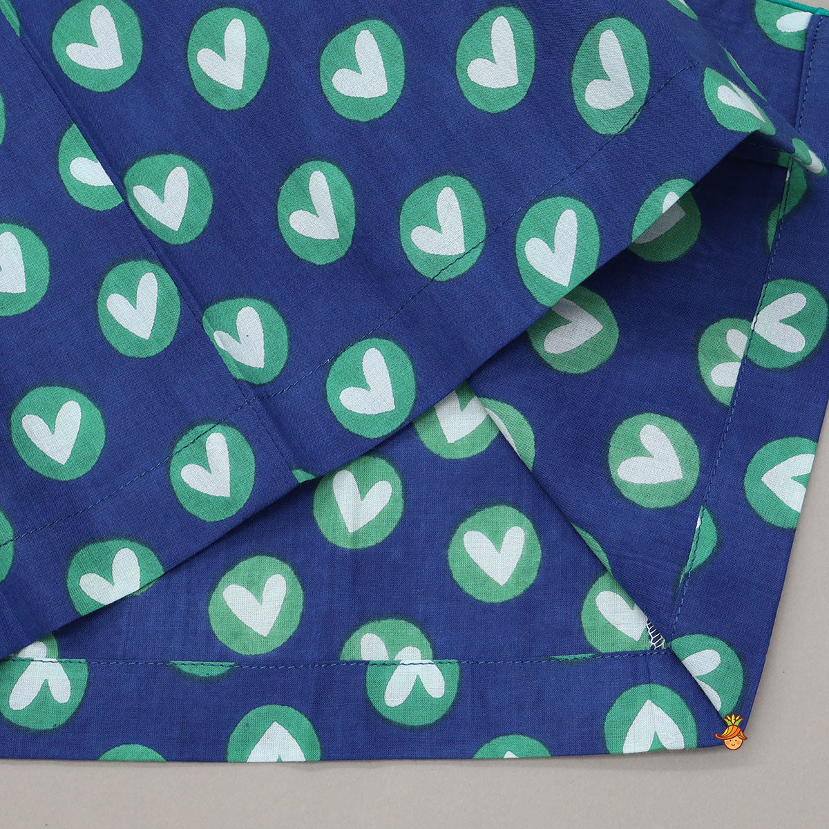 Pre Order: Notch Collar Heart-Printed Sleepwear
