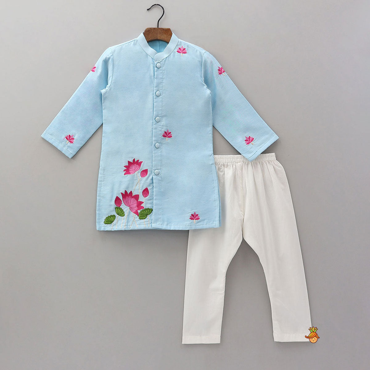 Pre Order: Floral Embroidered Cotton Kurta And Pyjama