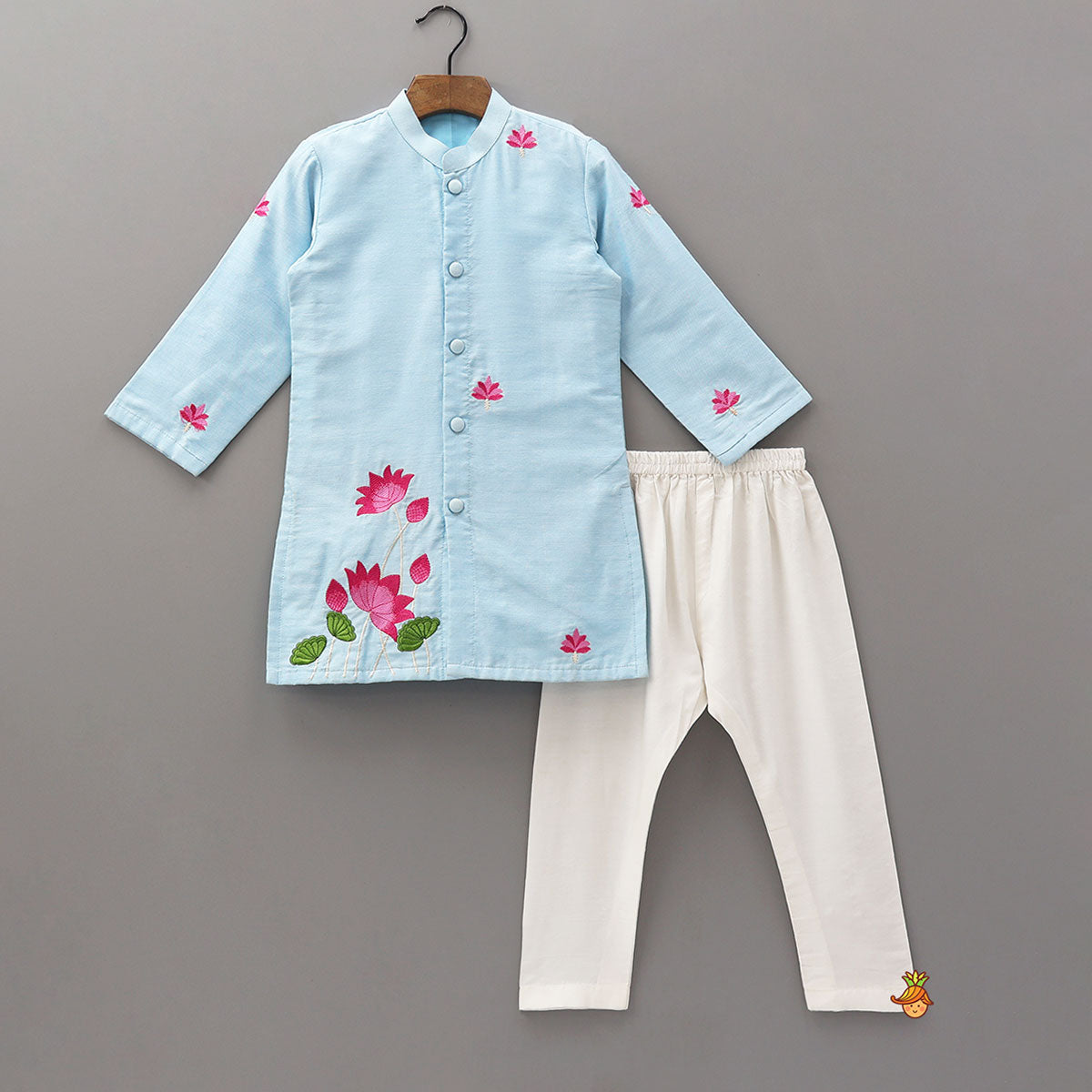 Pre Order: Floral Embroidered Cotton Kurta And Pyjama
