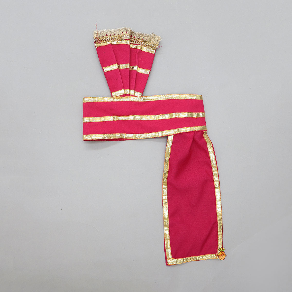 Shimmery Festive Kurta With Lungi, Turban And Accessories Set