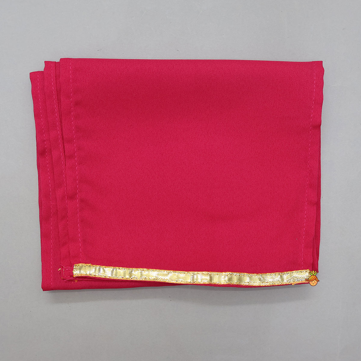 Shimmery Festive Kurta With Lungi, Turban And Accessories Set