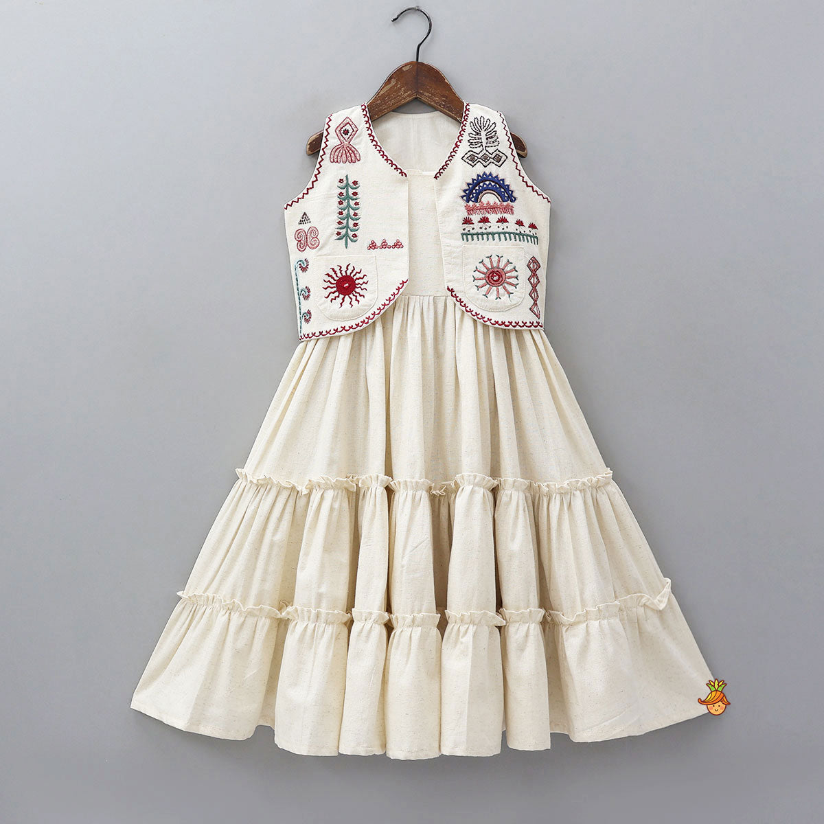 Pre Order: Strappy Kurti With Pocket Detail Jacket