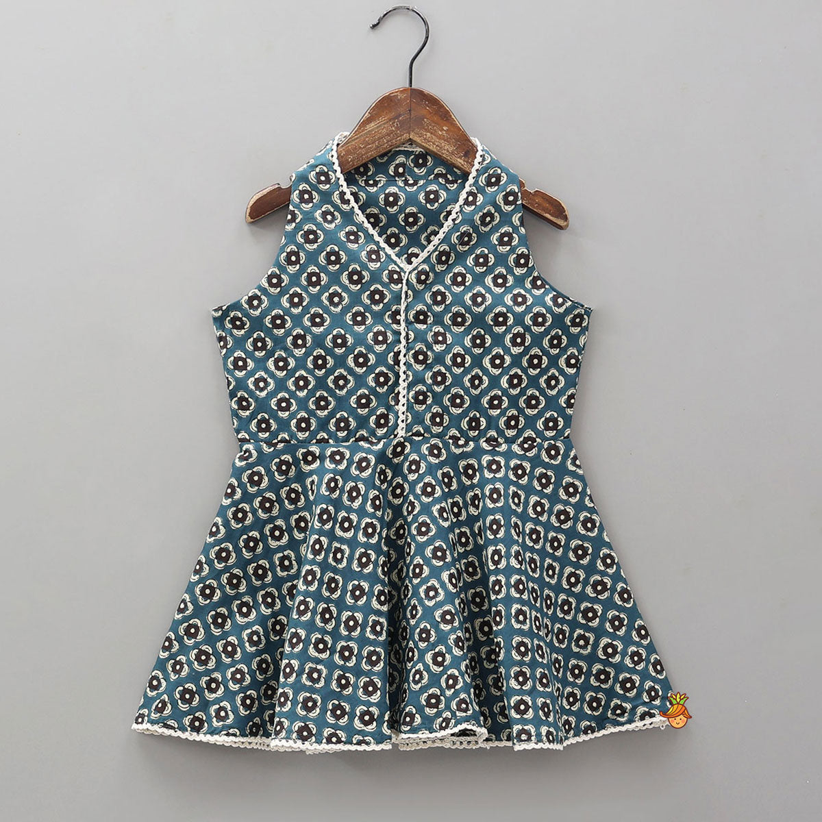 Sleeveless Printed Cotton Kurti And Flared Palazzo With Contrasting Dupatta