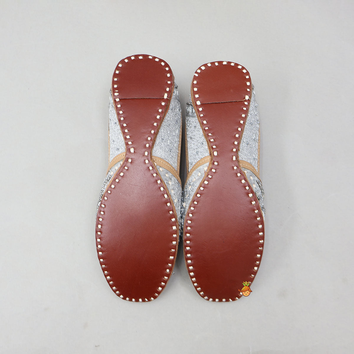 Mirror And Thread Embroidered Jutti