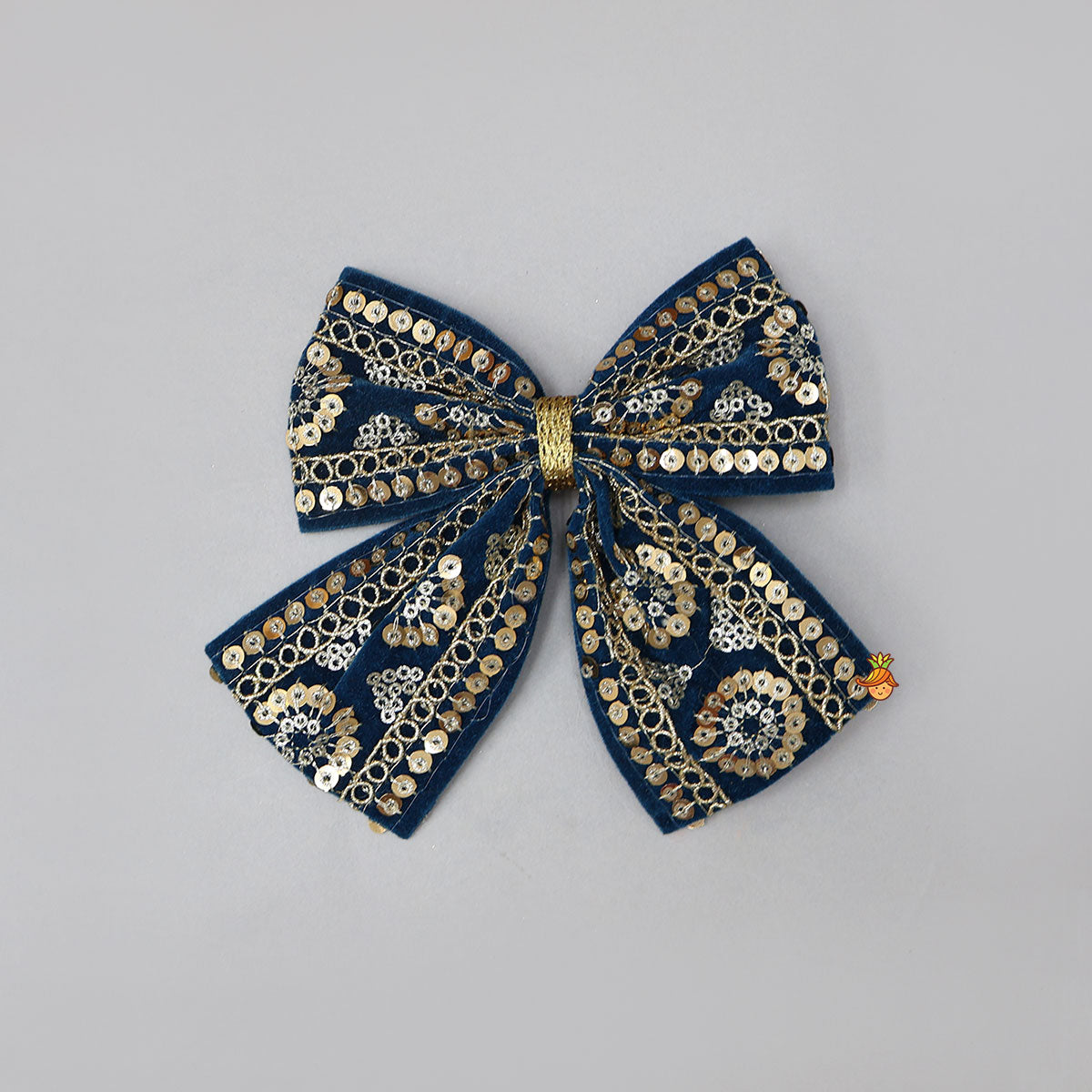 Elegant Sequins Embroidered Velvet Hair Clip