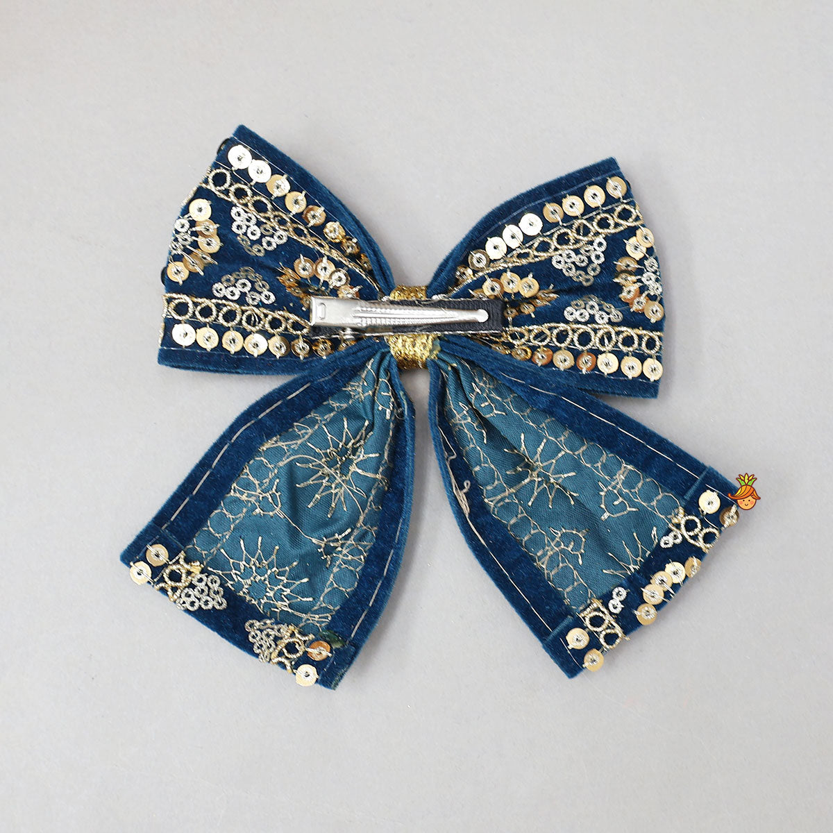 Elegant Sequins Embroidered Velvet Hair Clip