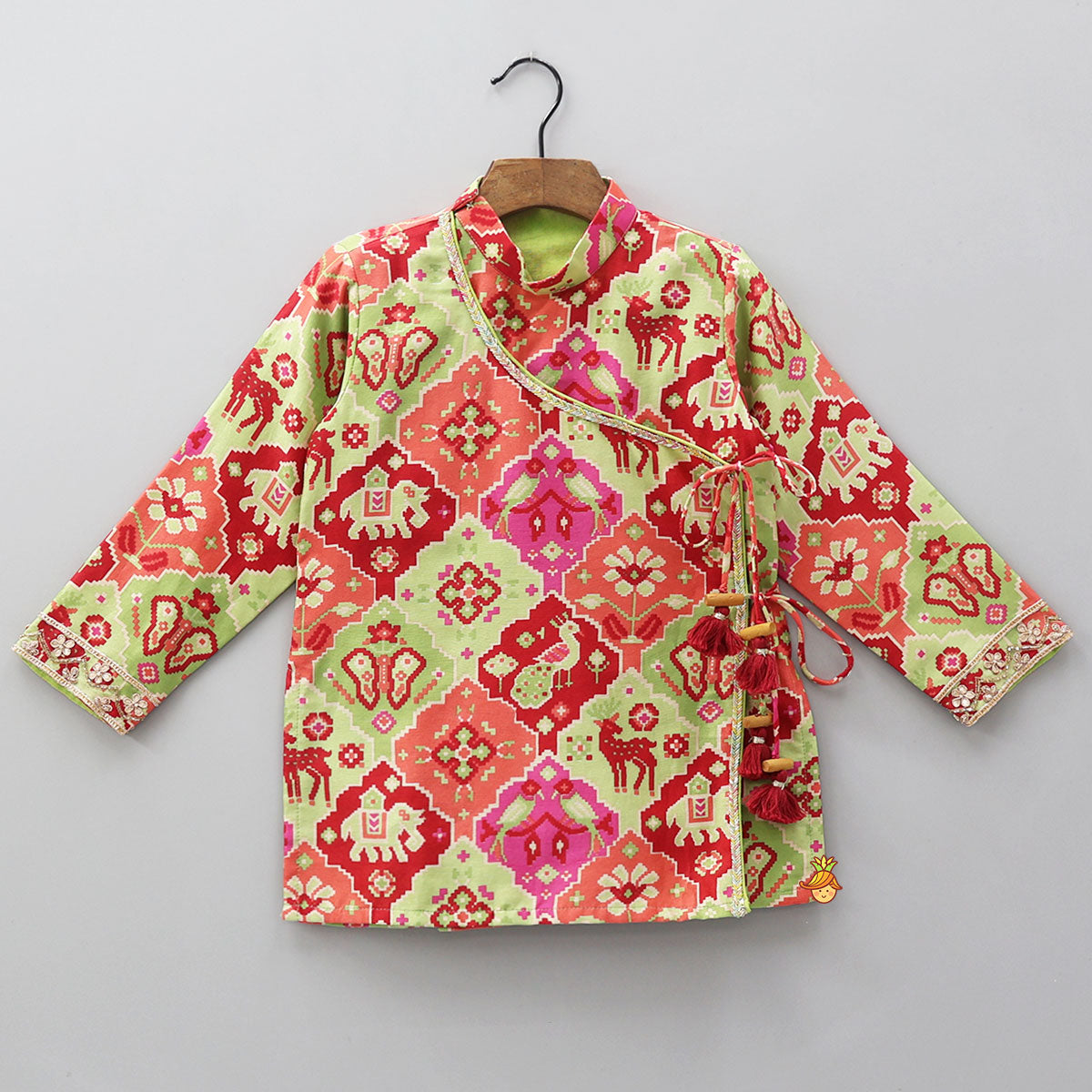 Pre Order: Patola Inspired Printed Kurta And Pyjama