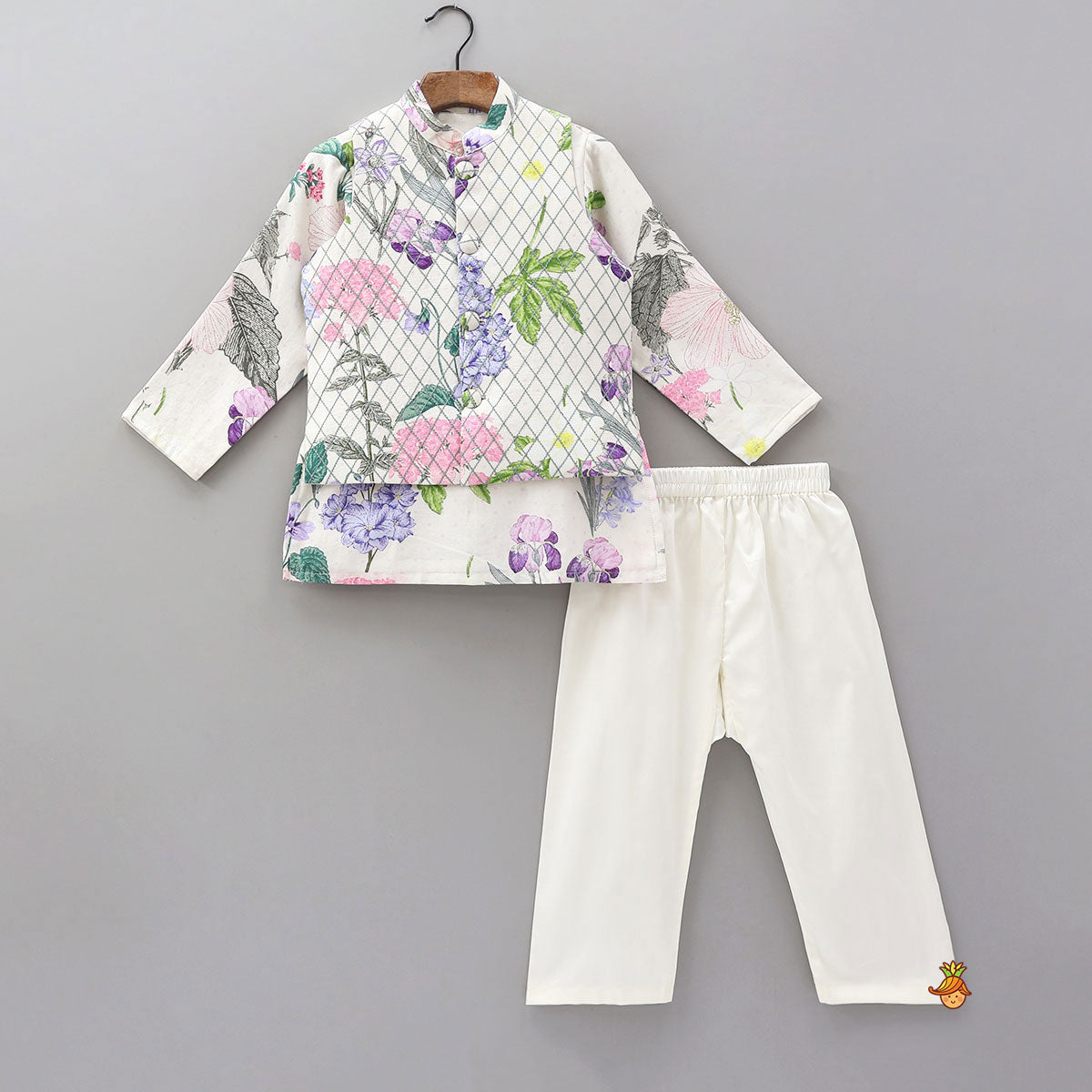 Pre Order: Printed Kurta With Checked Detailed Jacket And Pyjama