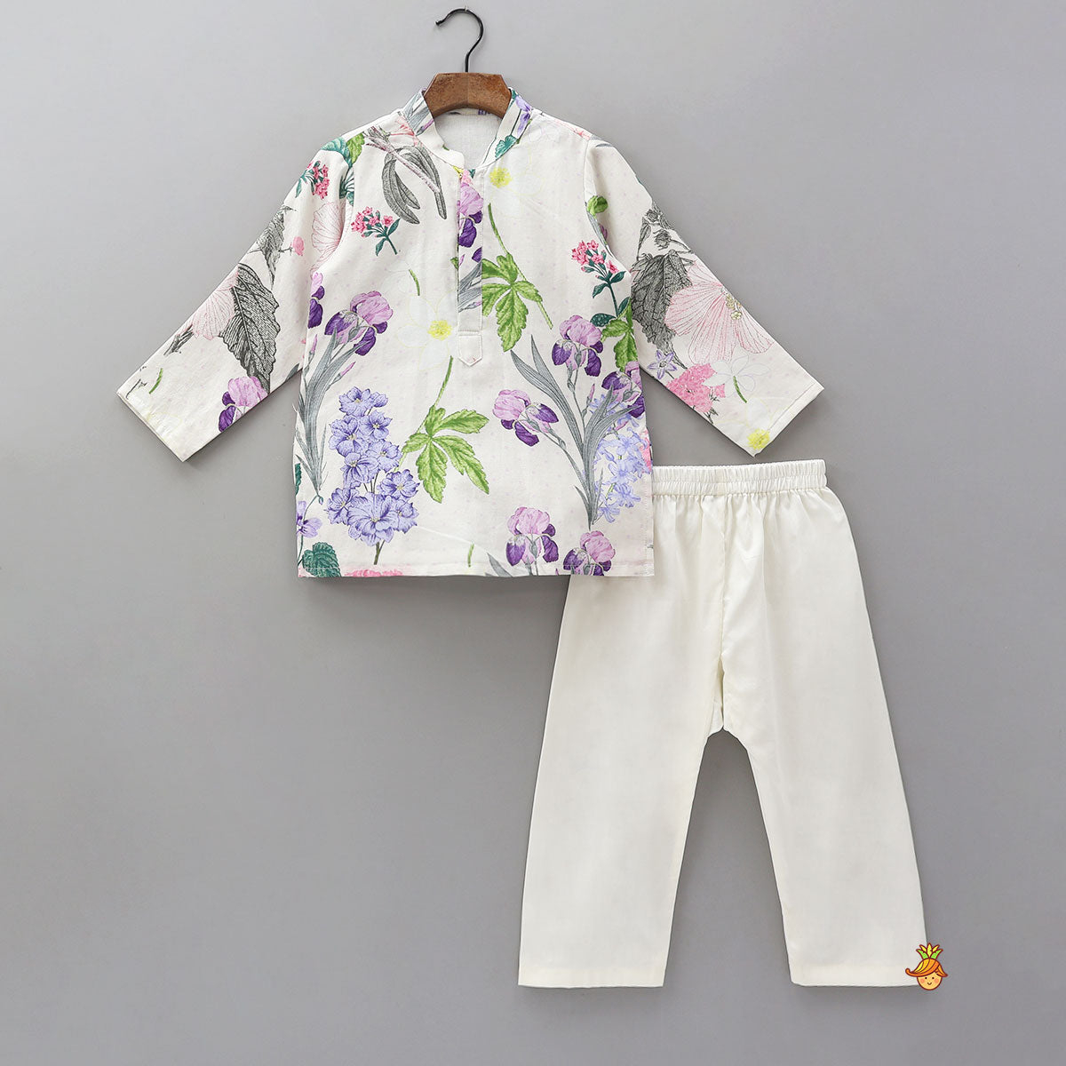 Pre Order: Printed Kurta With Checked Detailed Jacket And Pyjama