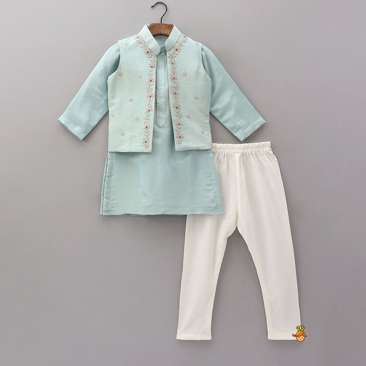 Pre Order: Shimmery Kurta With Open Jacket And Churidar