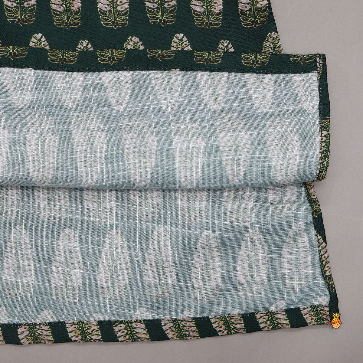 Leaf Motif Kurta And Pyjama