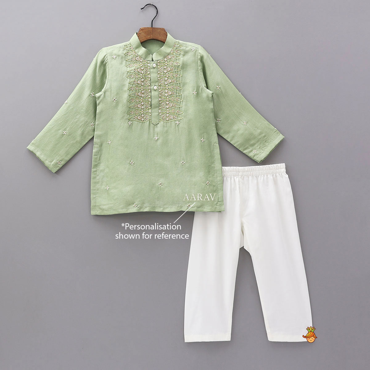 Pre Order: Embroidered Ethnic Kurta And Pyjama