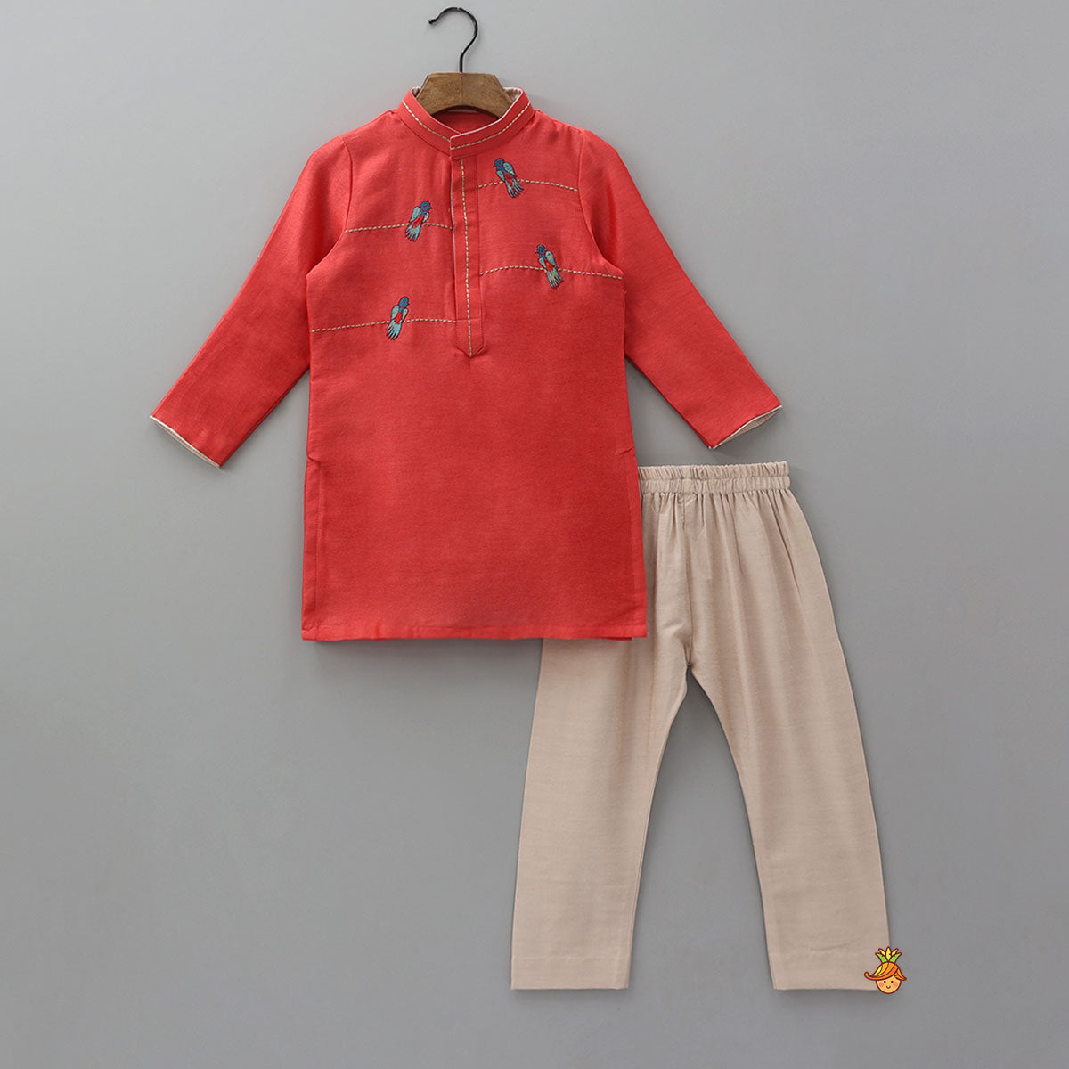 Pre Order: Bird Motif Thread Embroidered Kurta And Pyjama