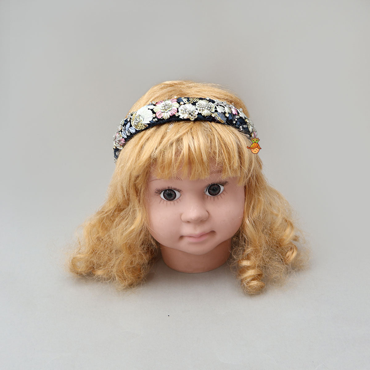Intricate Thread Embroidered Hair Band