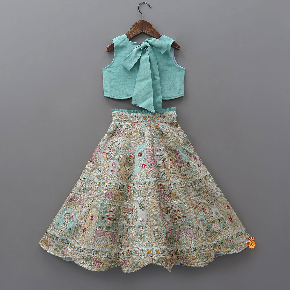 Pre Order: Elegant Zardozi Dori Embroidered Crop Top With Flared Lehenga