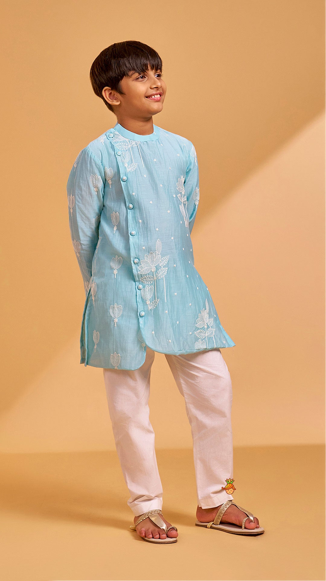 Pre Order: Stylish Asymmetric Floral Thread Embroidered Kurta With Pyjama