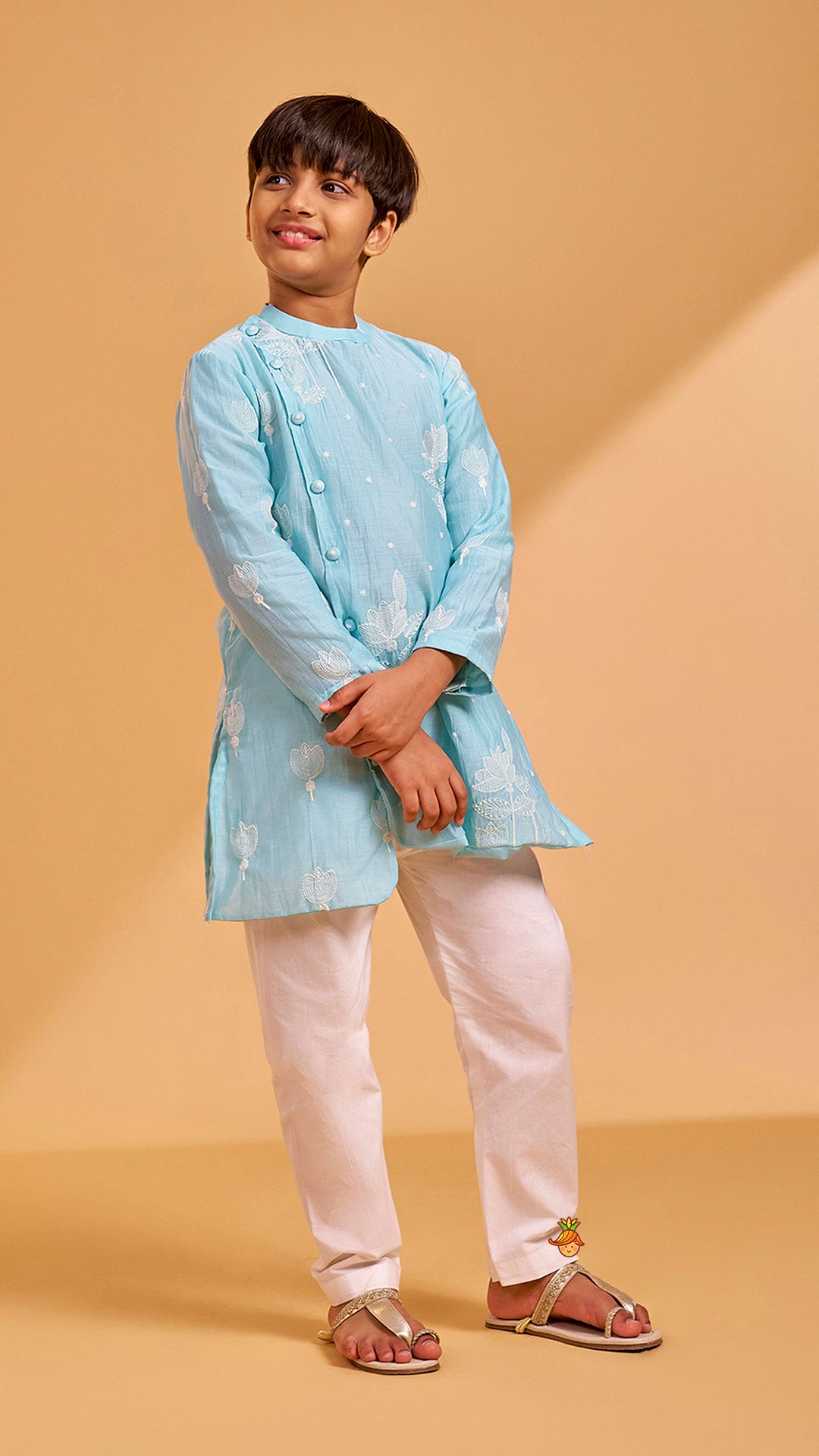 Pre Order: Stylish Asymmetric Floral Thread Embroidered Kurta With Pyjama