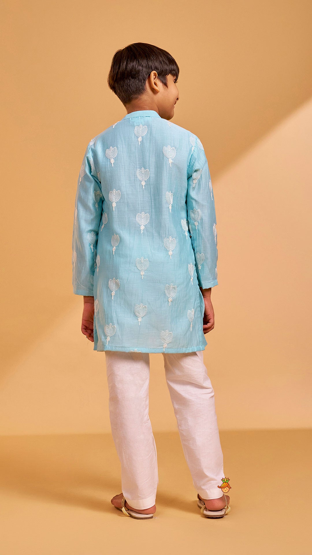 Pre Order: Stylish Asymmetric Floral Thread Embroidered Kurta With Pyjama