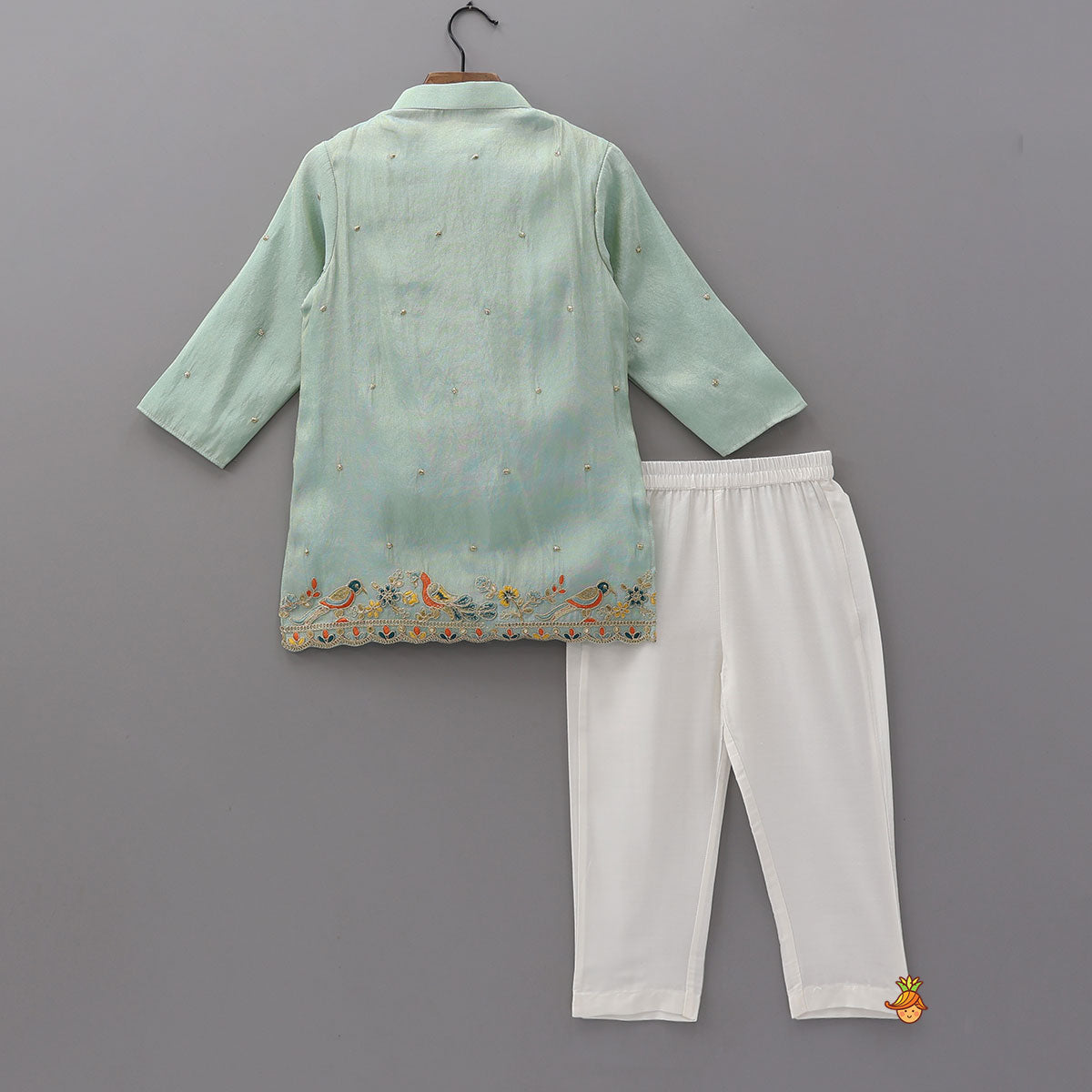 Pre Order: Vibrant Birds Embroidered Buti Detailed Kurta With Pyjama
