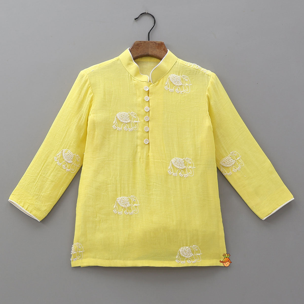 Animal Motif Embroidered Ethnic Kurta And Pyjama