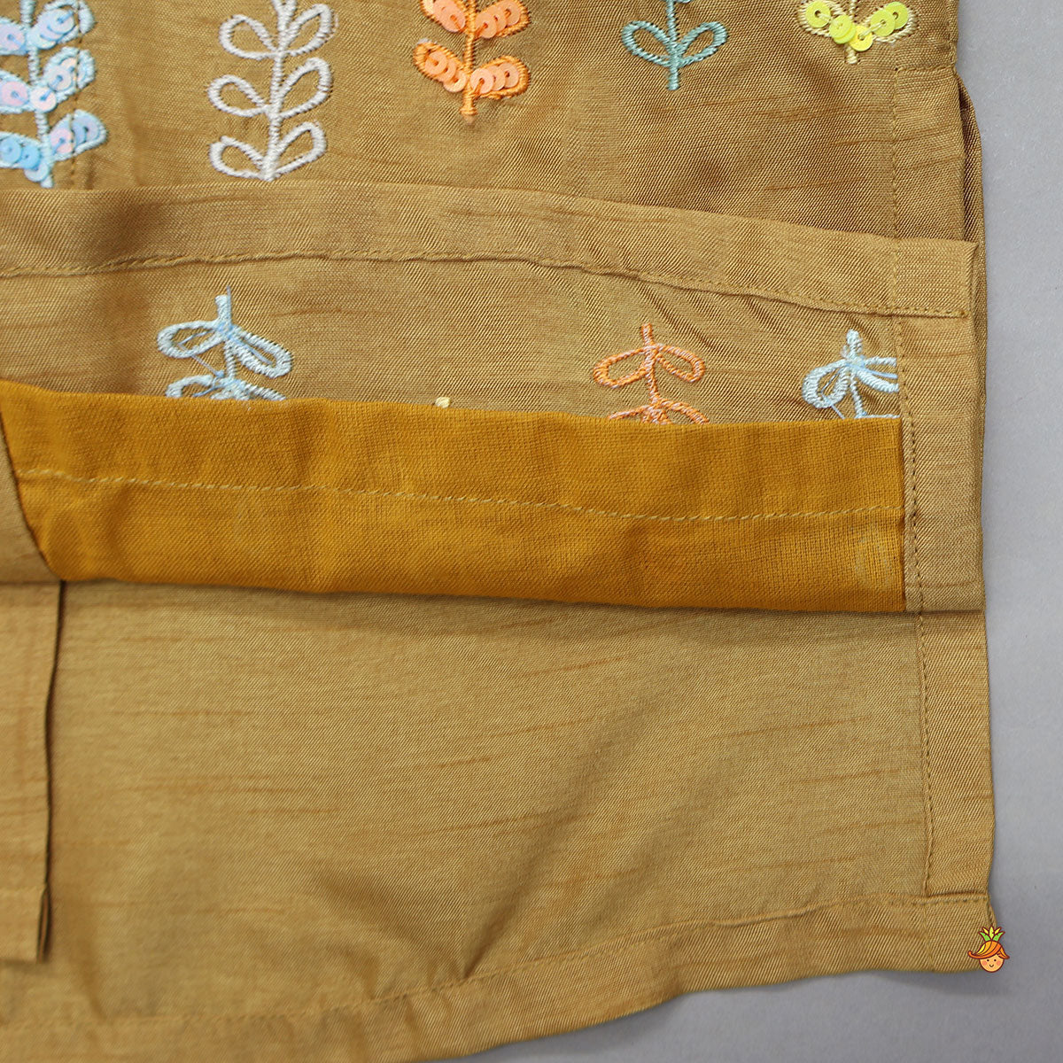 Pre Order: Multicolour Motif Kurta With Pyjama