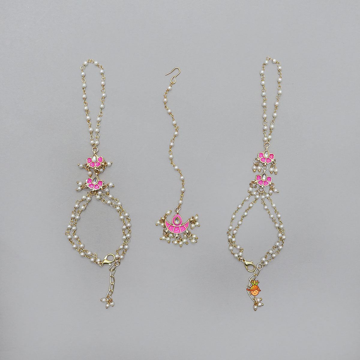 Hand Harness Bracelet And Maang Tikka