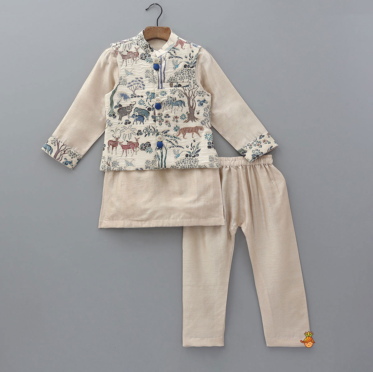 Pre Order: Ethnic Kurta With Animal Motif Jacket And Pyjama
