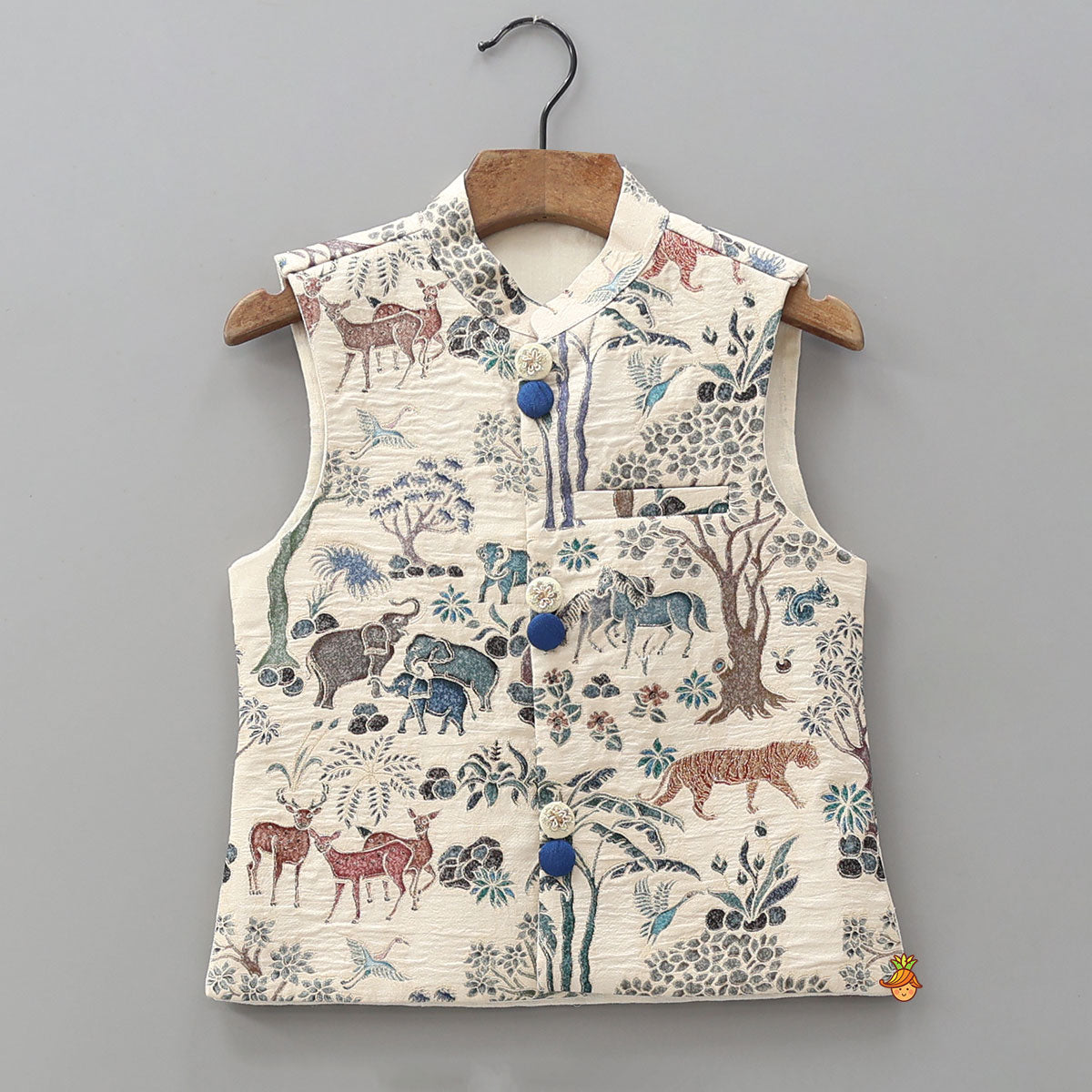 Pre Order: Ethnic Kurta With Animal Motif Jacket And Pyjama