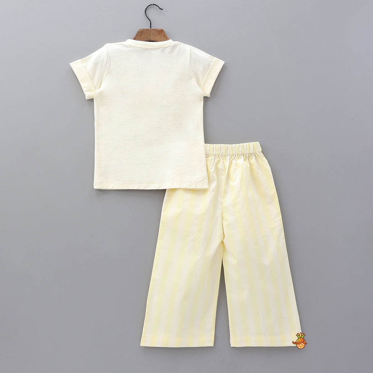 Duck Print Sleepwear With Matching Tote Bag