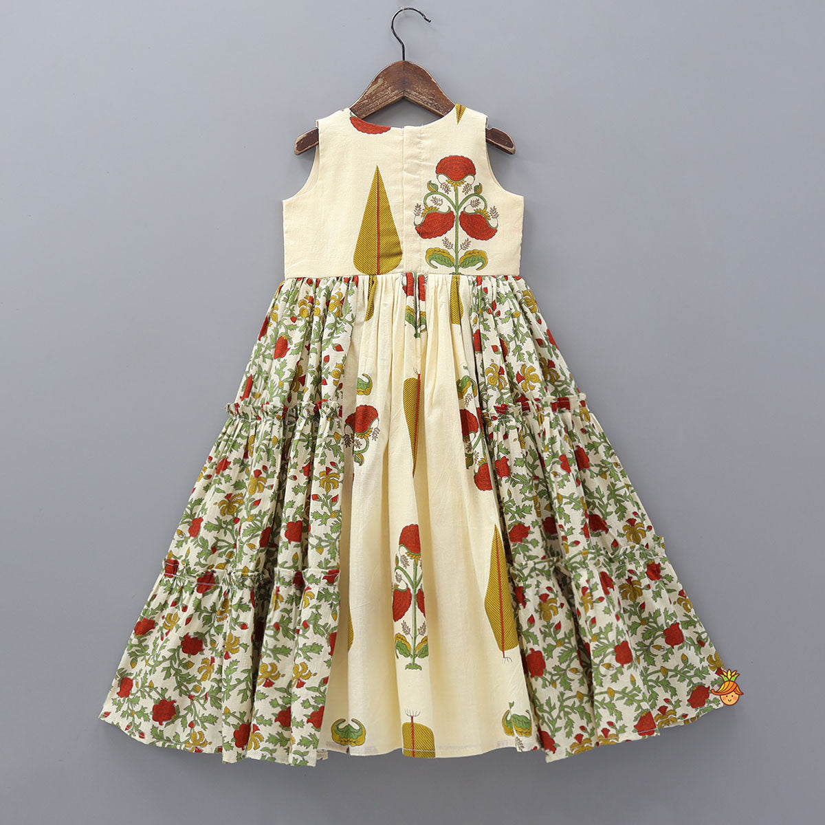 Pre Order: Printed Ethnic Kurti With Decorative Potli Buttons