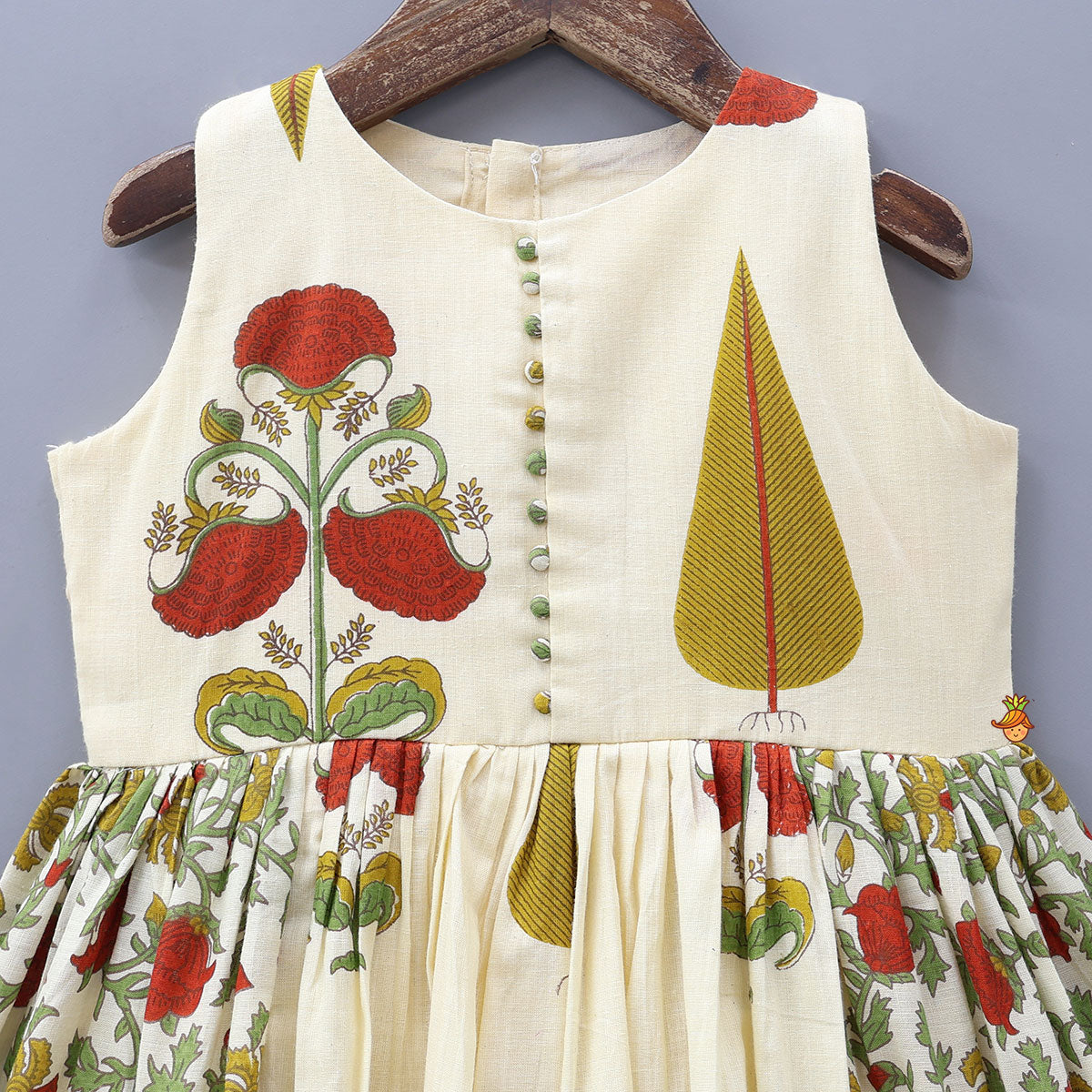 Pre Order: Printed Ethnic Kurti With Decorative Potli Buttons