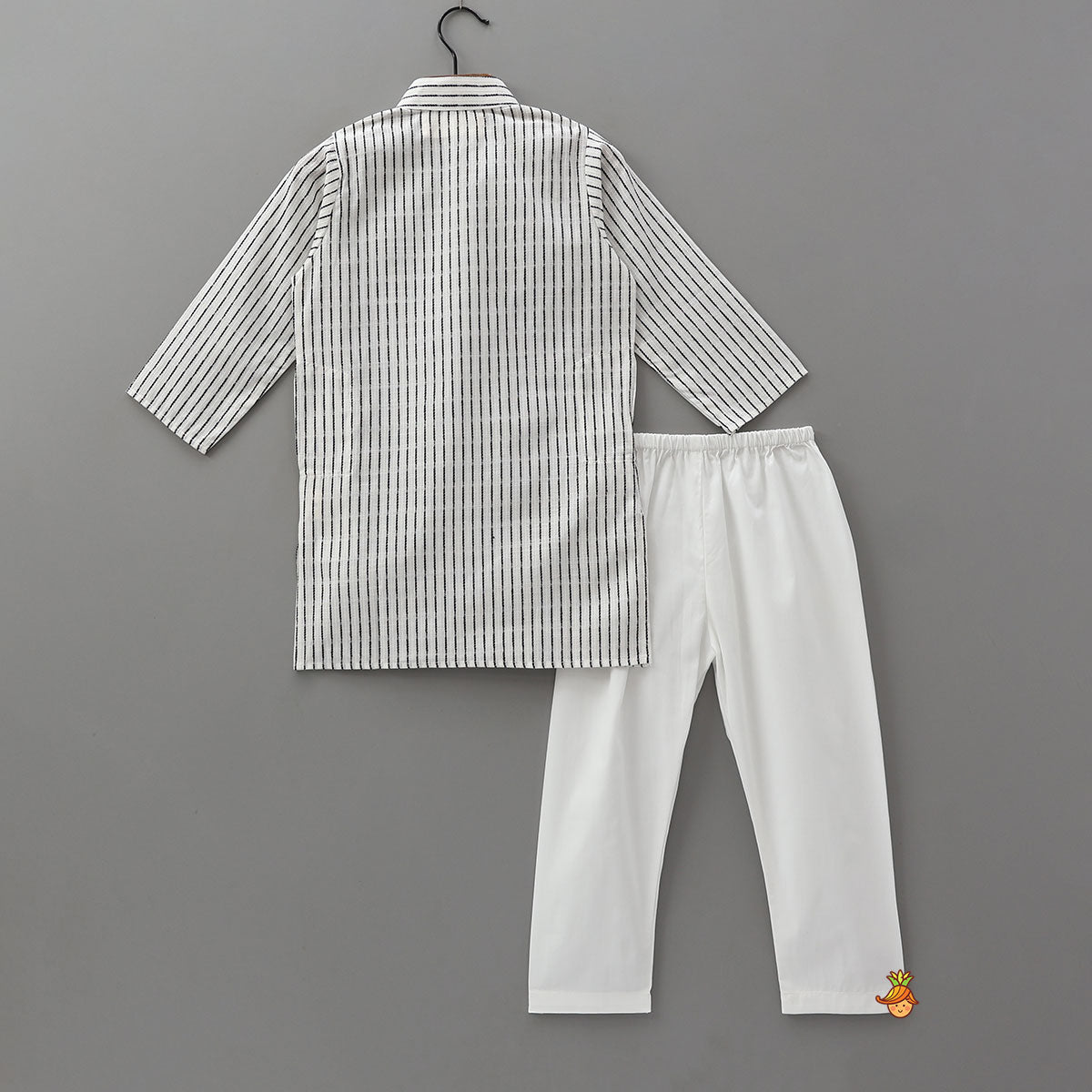 Thread Work Cotton Kurta And Pyjama