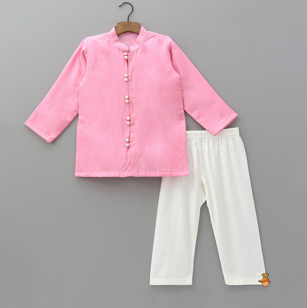 Pre Order: Loop Button Detail Kurta With Collar Neck Jacket And Pyjama