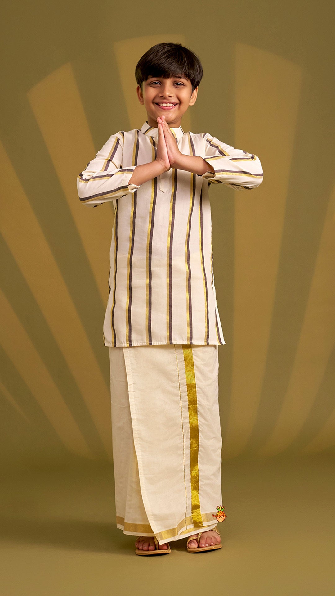 Pre Order: Classic Striped Kurta And Mundu