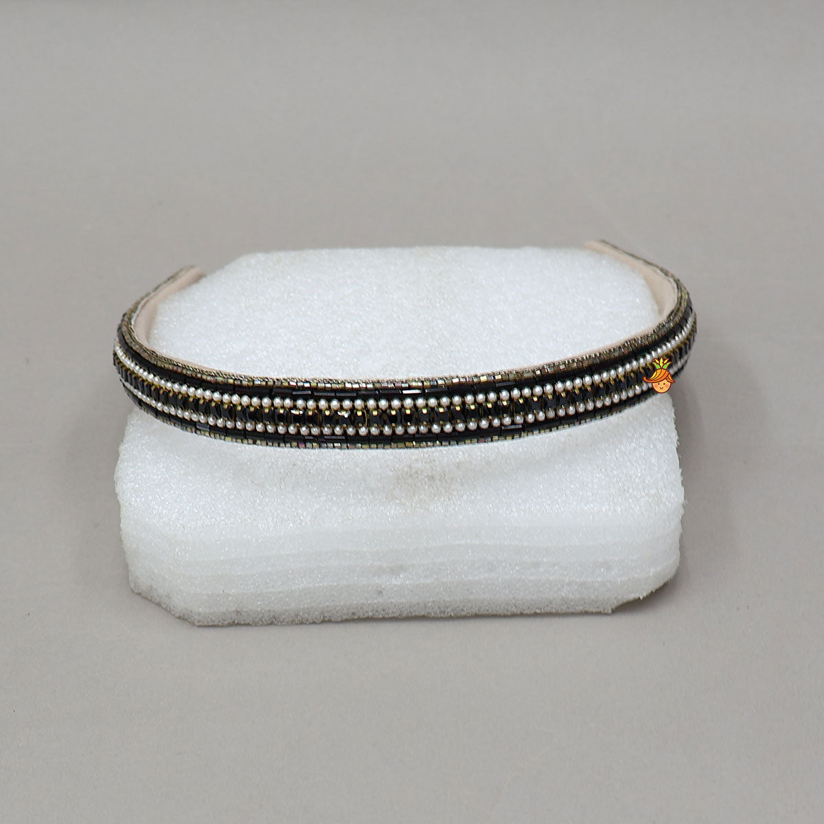 Hand Embroidered Elegant Hair Band