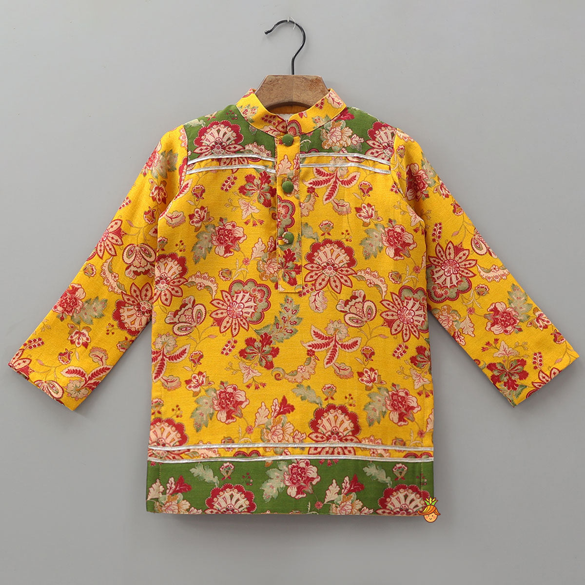 Pre Order: All Over Floral Printed Kurta With Pyjama